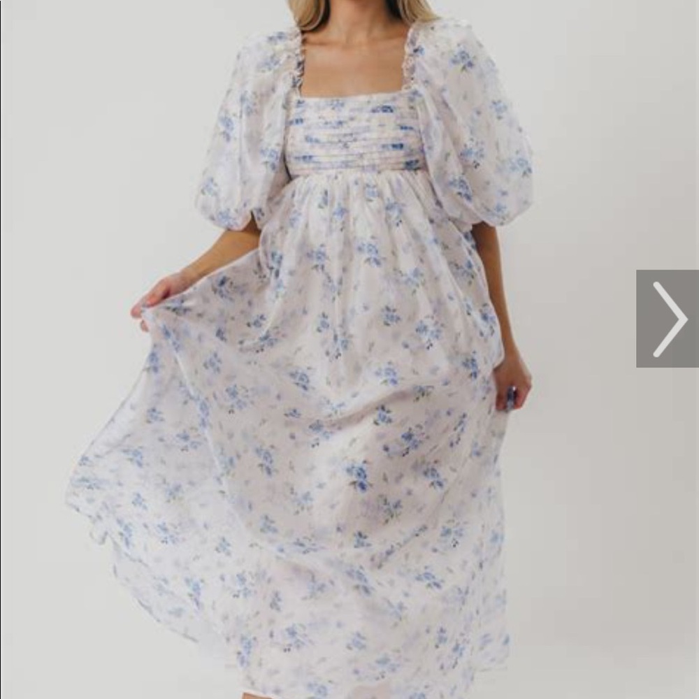 Worth Collective Melody Maxi Dress in Blue Floral/Bump Friendly/ Size M